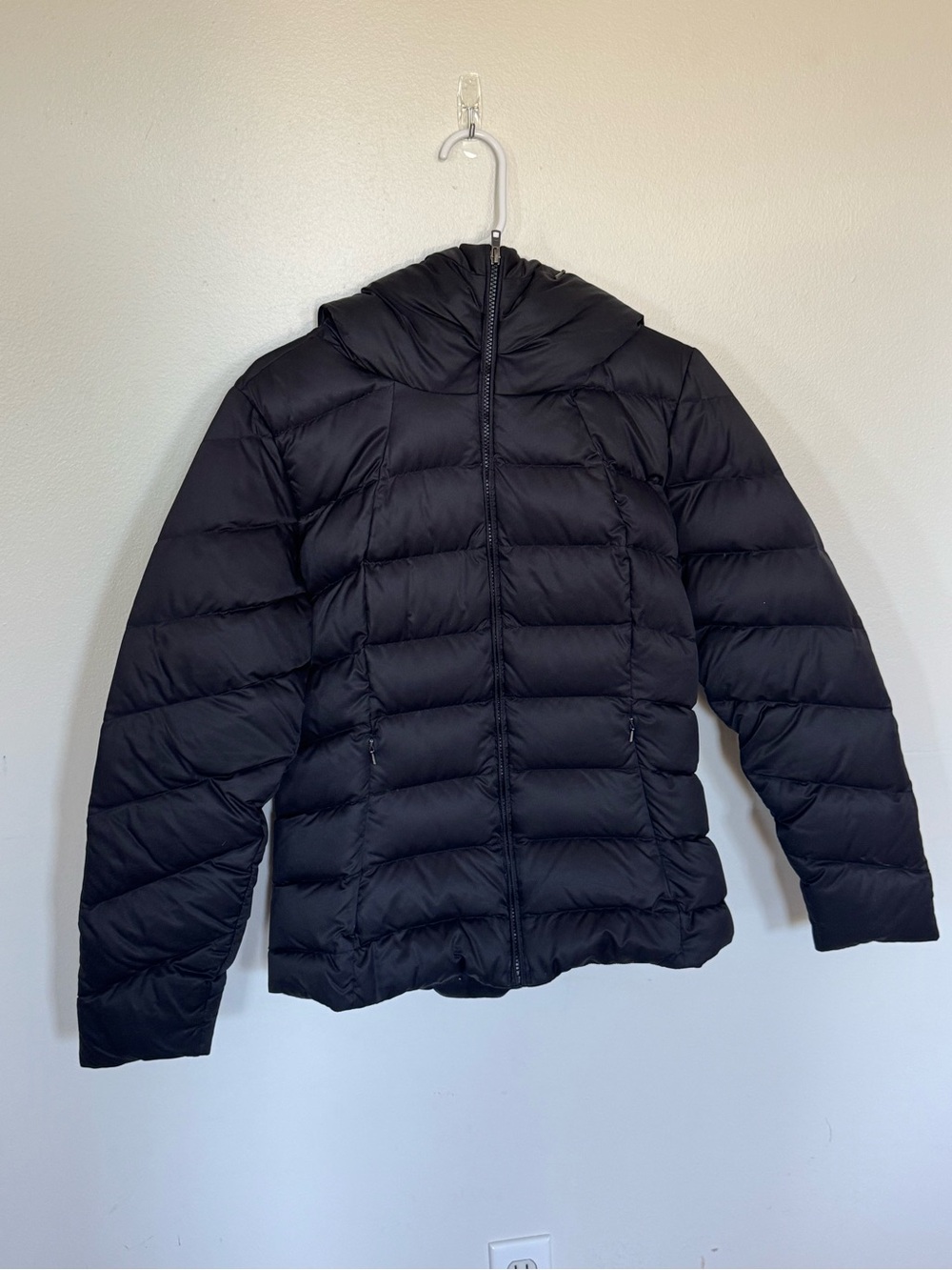 Patagonia Downtown Black Quilted Hooded Puffer Jacket